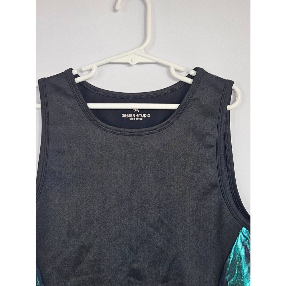 SA DESIGN STUDIO Crop Tee - Picture 2 of 8